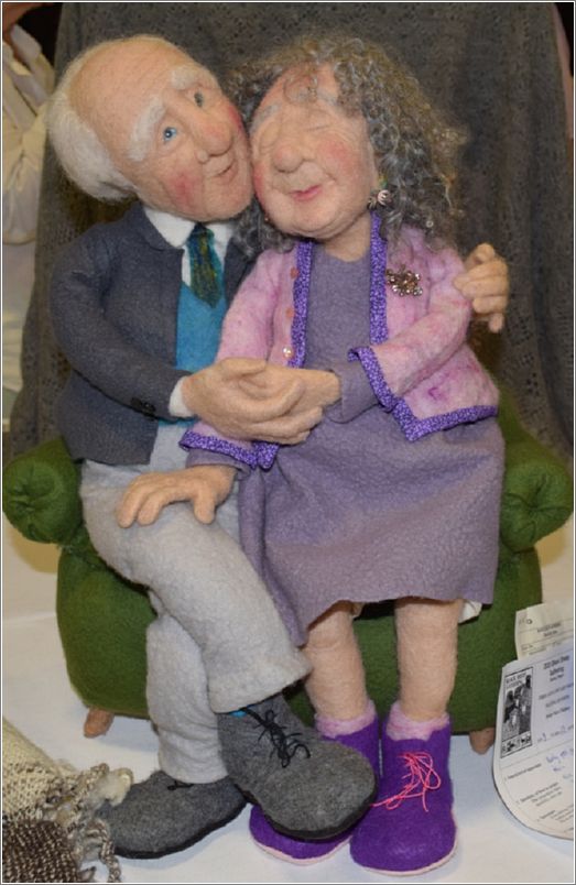 Carolyn St. Clair-Hildoards needle- and wet-felted elderly couple. Photo: Peggy Lundquist.